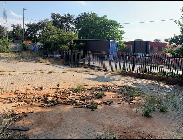2,990M² WAREHOUSE TO LET IN KYA SANDS